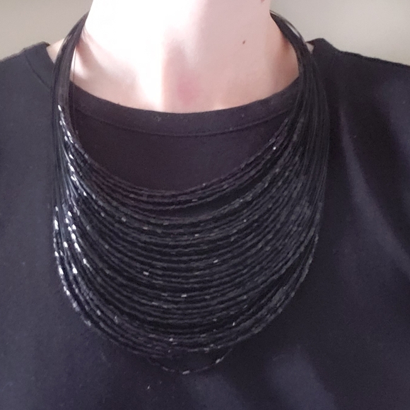 Beaded black necklace multi strand - Picture 3 of 3